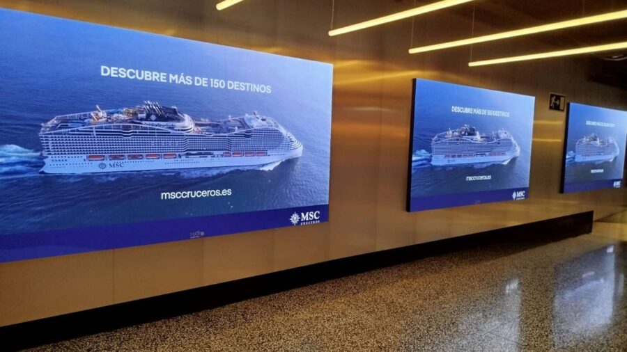 Publicidad digital en pantallas en el Estadio Santiago Bernabéu. Circuito Bernabéu Market
