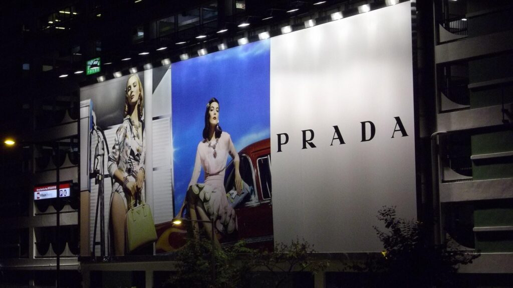 Publicidad exterior crece en mayo